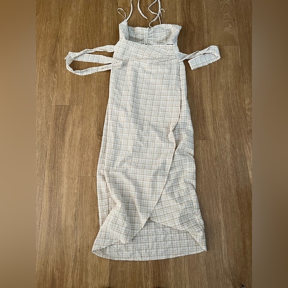 MABLE Checkered Beige and White Dress, size M. - Picture 7 of 10